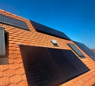 Top Sun Energy - Installations de panneaux photovoltaïques, pompes à chaleur, batteries de recharge, couvert photovoltaïques, bornes de recharge électriques, en Suisse