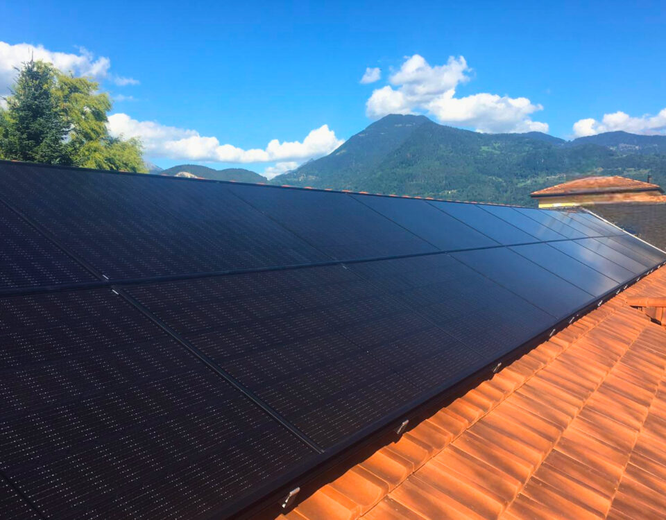 Top Sun Energy - Installations de panneaux photovoltaïques, pompes à chaleur, batteries de recharge, couvert photovoltaïques, bornes de recharge électriques, en Suisse