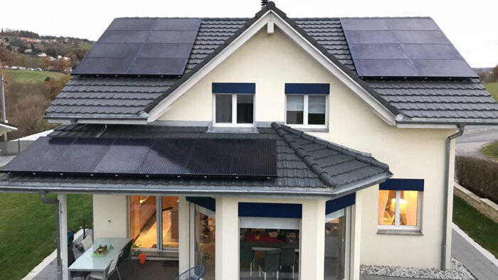 Top Sun Energy - Installations de panneaux photovoltaïques, pompes à chaleur, batteries de recharge, couvert photovoltaïques, bornes de recharge électriques, en Suisse