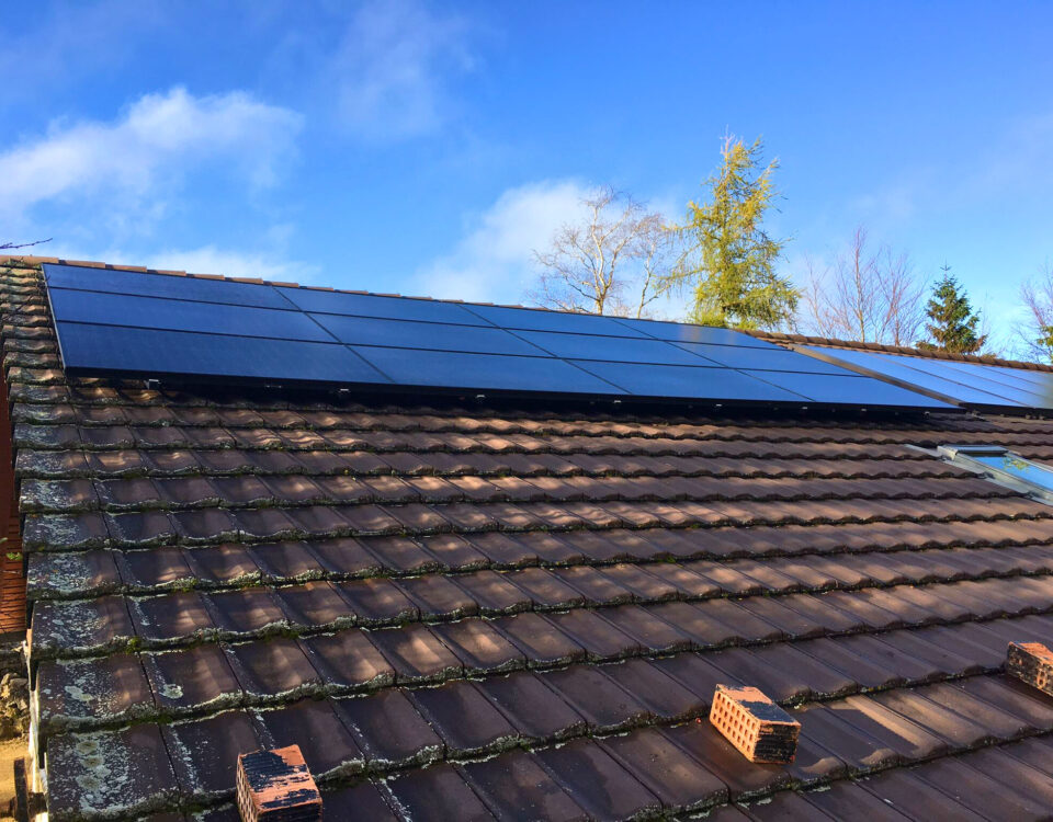 Top Sun Energy - Installations de panneaux photovoltaïques, pompes à chaleur, batteries de recharge, couvert photovoltaïques, bornes de recharge électriques, en Suisse