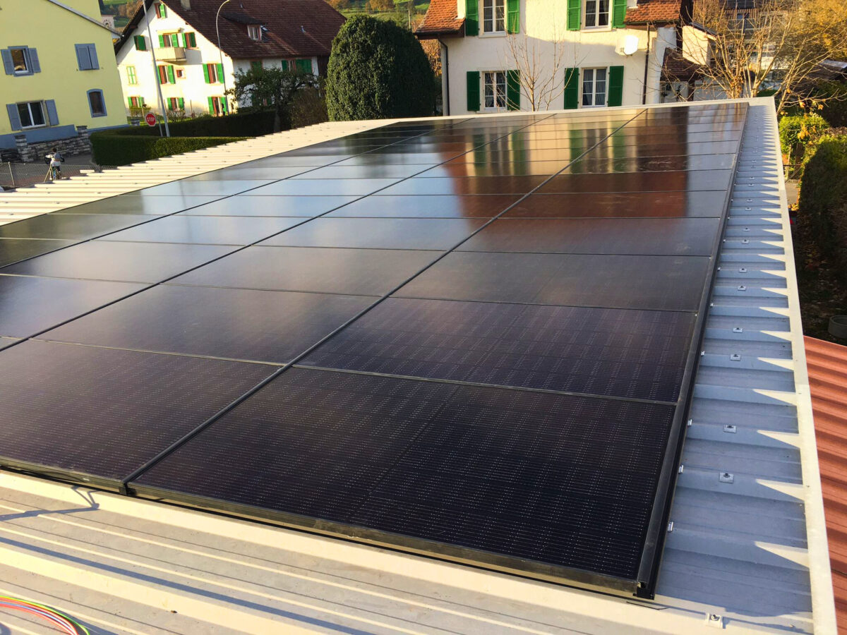 Top Sun Energy - Installations de panneaux photovoltaïques, pompes à chaleur, batteries de recharge, couvert photovoltaïques, bornes de recharge électriques, en Suisse