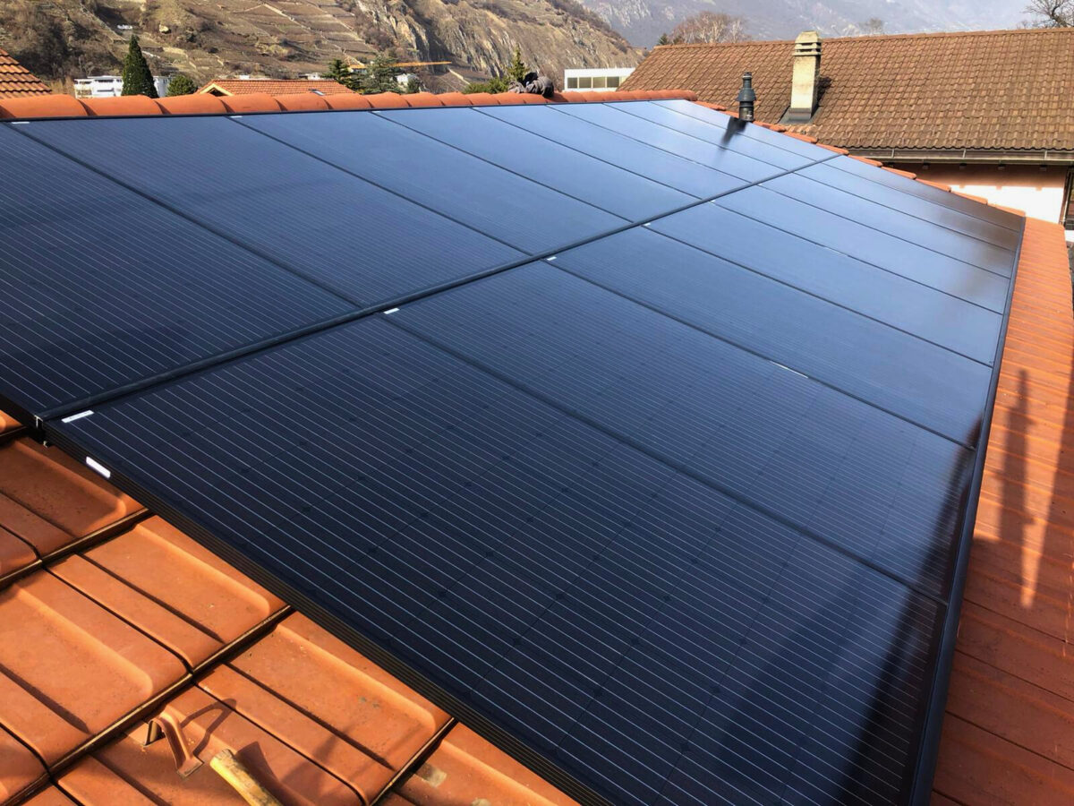Top Sun Energy - Installations de panneaux photovoltaïques, pompes à chaleur, batteries de recharge, couvert photovoltaïques, bornes de recharge électriques, en Suisse