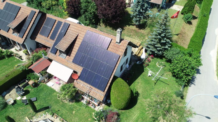 Top Sun Energy - Installations de panneaux photovoltaïques, pompes à chaleur, batteries de recharge, couvert photovoltaïques, bornes de recharge électriques, en Suisse