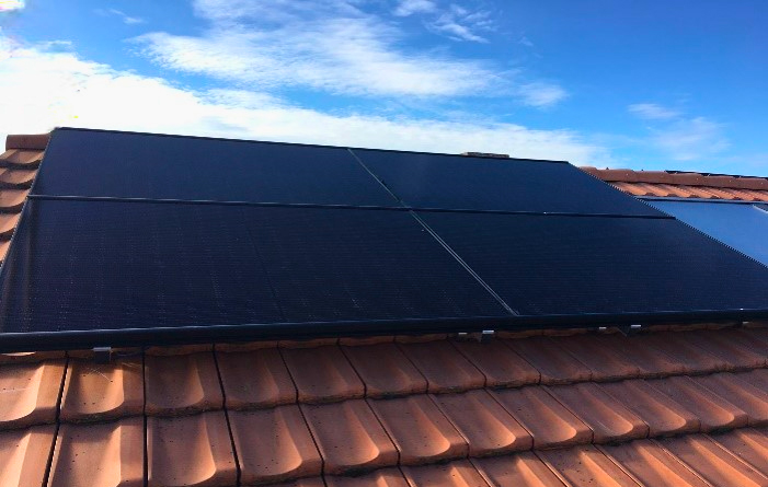 Top Sun Energy - Installations de panneaux photovoltaïques, pompes à chaleur, batteries de recharge, couvert photovoltaïques, bornes de recharge électriques, en Suisse