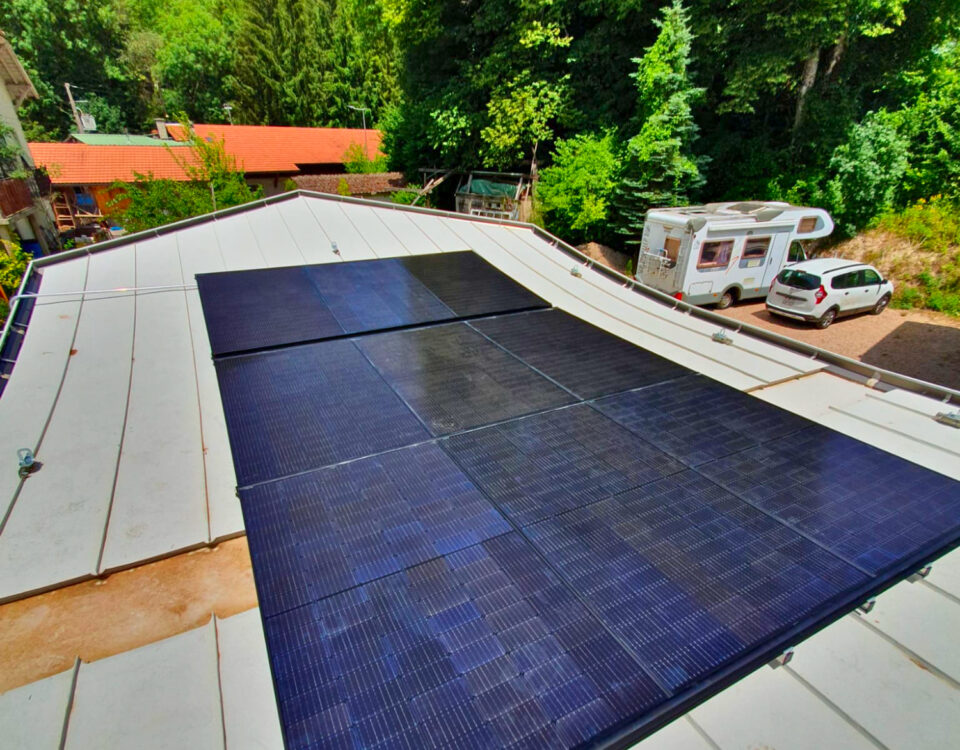 Top Sun Energy - Installations de panneaux photovoltaïques, pompes à chaleur, batteries de recharge, couvert photovoltaïques, bornes de recharge électriques, en Suisse